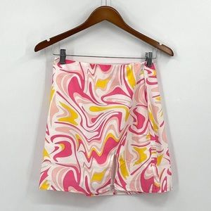 Groovy mini skirt